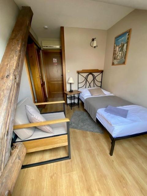 Hotel Via Ironia Vysoké Mýto Buitenkant foto